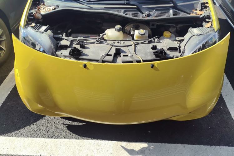 Used smart fortwo 2015 1.0L 52 kW hardtop Dynamic version Engine Bay
