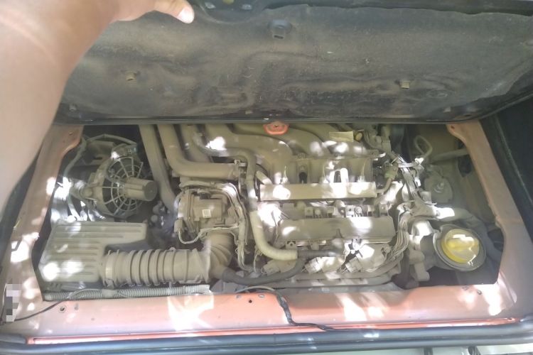 Used smart fortwo 2015 1.0L 52 kW hardtop Dynamic version Engine Bay