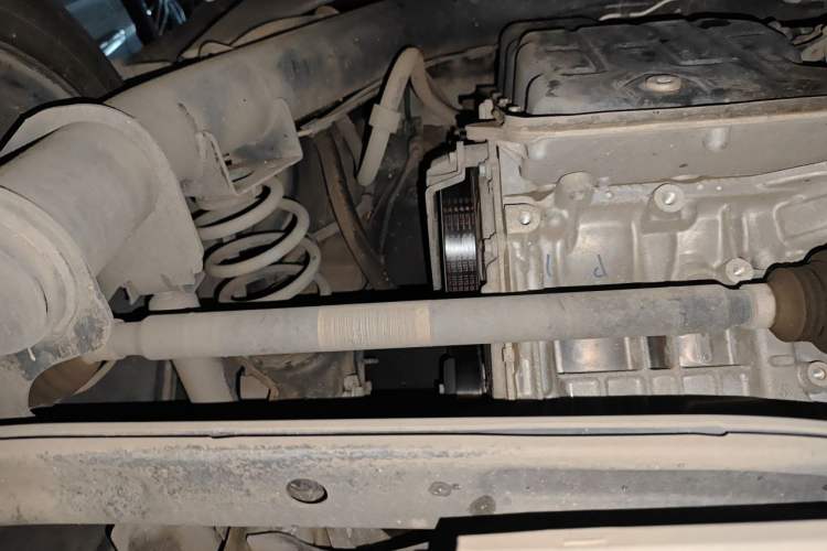Used smart fortwo 2015 1.0L 52 kW Hardtop Passion Edition Engine Bay Right