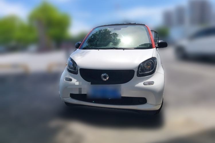 Used smart fortwo 2015 1.0L 52 kW hardtop Dynamic version Front