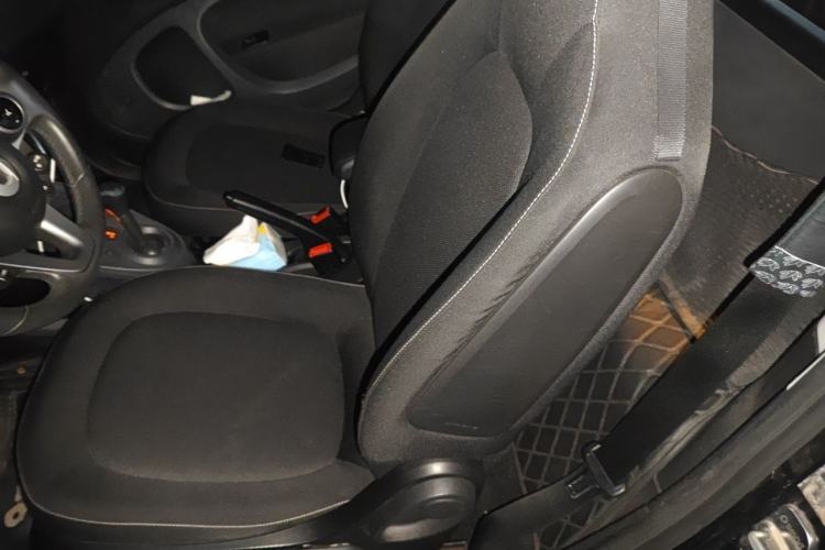 Used smart fortwo 2015 1.0L 52 kW Hardtop Passion Edition Left Rear Seat