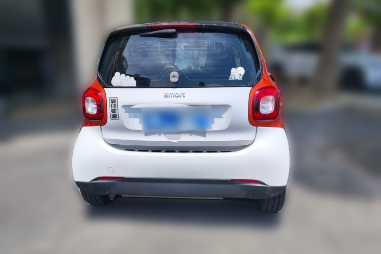 Used smart fortwo 2015 1.0L 52 kW hardtop Dynamic version Rear