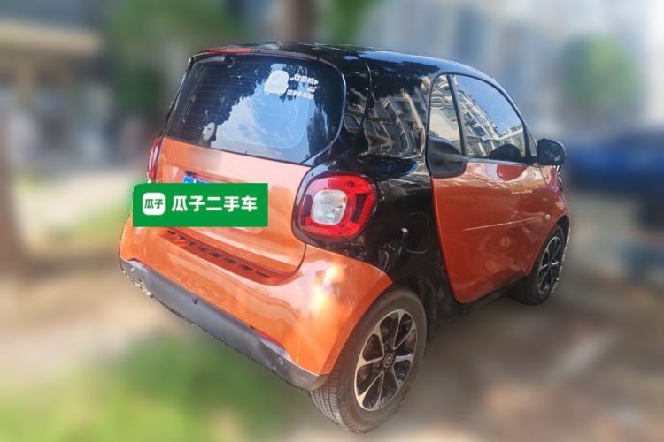 Used smart fortwo 2015 1.0L 52 kW Hardtop Passion Edition Rear Right 45 Deg