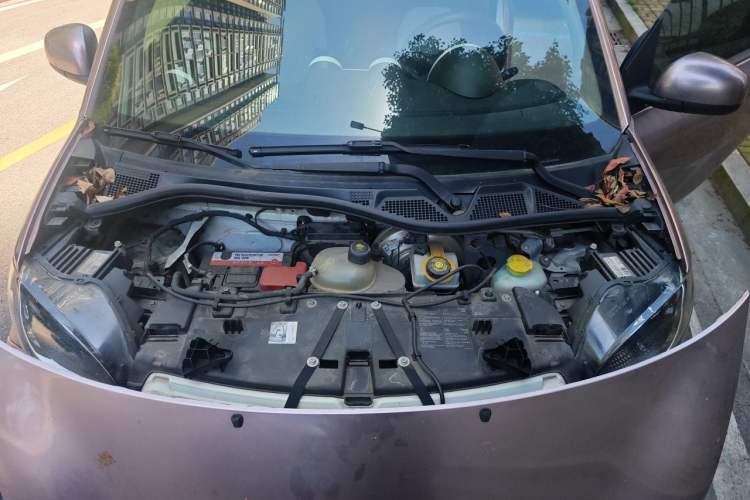 Used smart fortwo 2015 1.0L 52 kW Hardtop Passion Edition Engine Bay