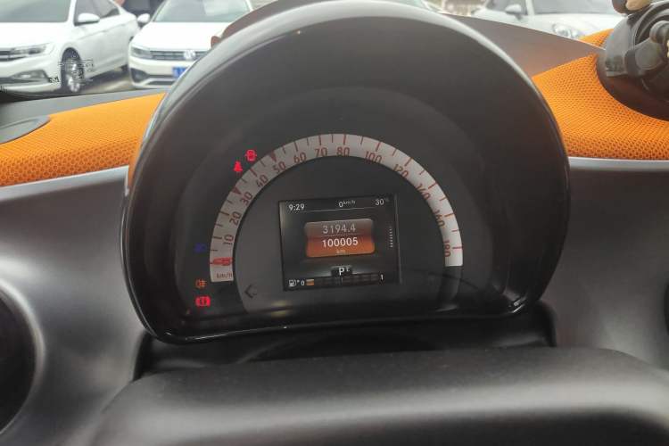 Used smart fortwo 2015 1.0L 52 kW Hardtop Passion Edition Instrument Cluster