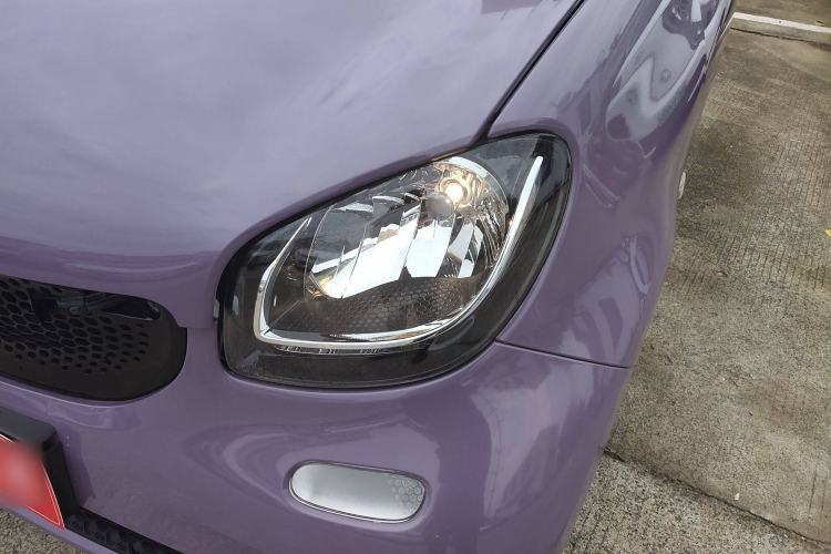 Used smart fortwo 2015 1.0L 52 kW Hardtop Passion Edition Left Front Headlight