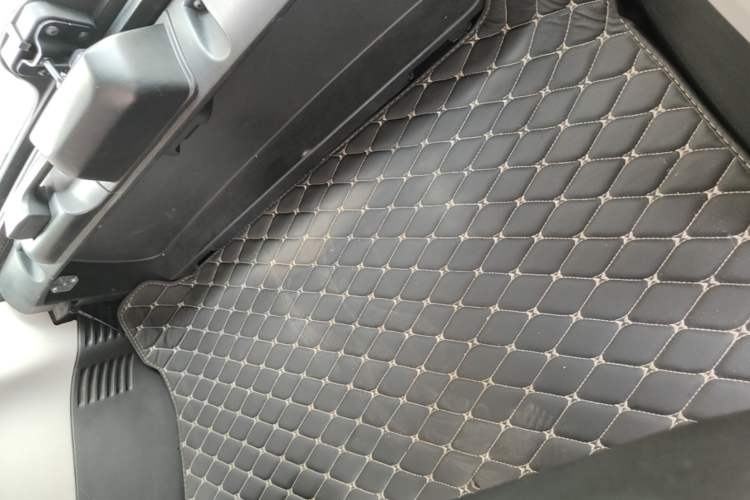Used smart fortwo 2015 1.0L 52 kW hardtop Dynamic version Left Rear Seat