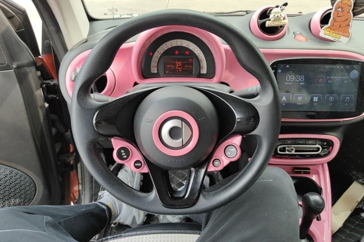 Used smart fortwo 2015 1.0L 52 kW hardtop Dynamic version Steering Wheel