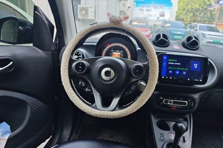 Used smart fortwo 2015 1.0L 52 kW Hardtop Passion Edition Steering Wheel