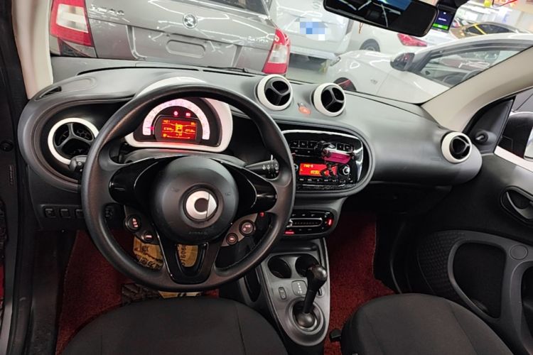 Used smart fortwo 2015 1.0L 52 kW hardtop Dynamic version Audio And AC Panel