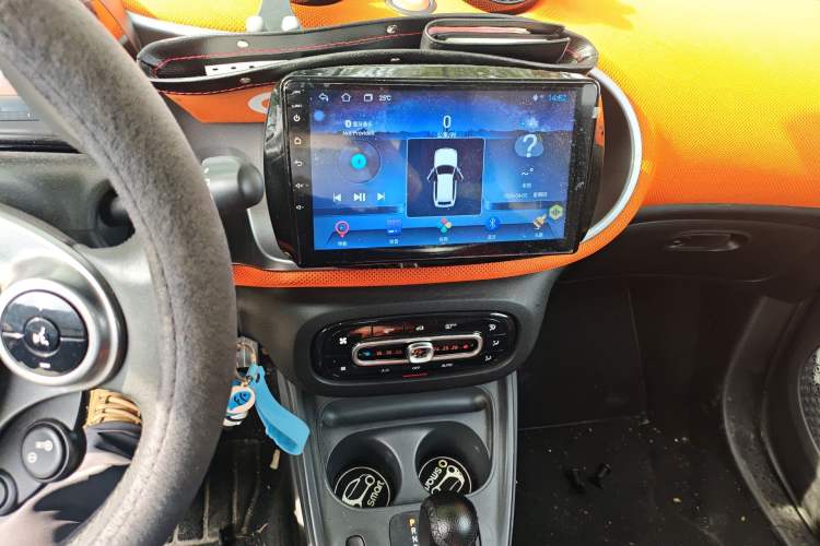 Used smart fortwo 2015 1.0L 52 kW Hardtop Passion Edition Audio And AC Panel