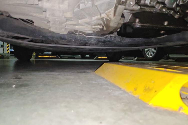 Used smart fortwo 2015 1.0L 52 kW hardtop Dynamic version Chassis Rear