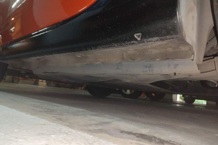 Used smart fortwo 2015 1.0L 52 kW Hardtop Passion Edition Chassis Rear Left