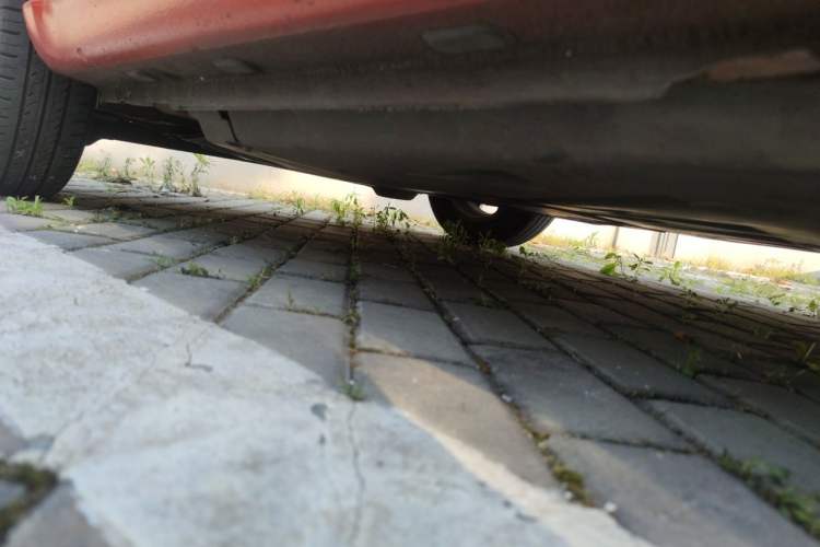 Used smart fortwo 2015 1.0L 52 kW hardtop Dynamic version Chassis Rear Left