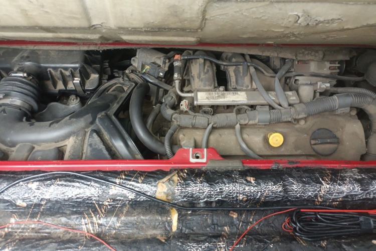 Used smart fortwo 2015 1.0 MHD Comfort Travel Edition Engine Bay
