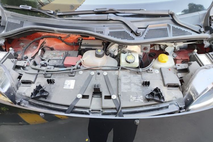 Used smart fortwo 2015 1.0L 52 kW Hardtop Passion Edition Engine Bay