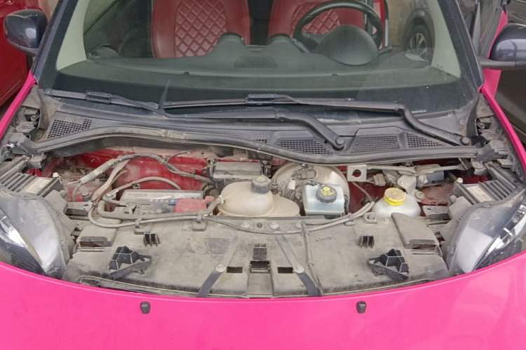 Used smart fortwo 2015 1.0L 52 kW Hardtop Passion Edition Engine Bay