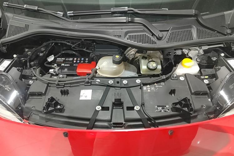 Used smart fortwo 2015 1.0L 52 kW hardtop Dynamic version Engine Bay