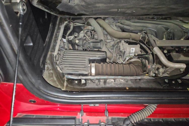 Used smart fortwo 2015 1.0L 52 kW hardtop Dynamic version Engine Bay Right