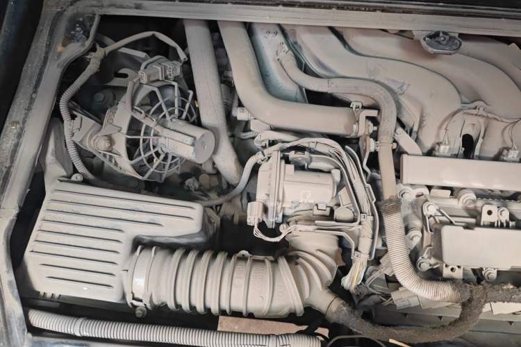 Used smart fortwo 2015 1.0L 52 kW Hardtop Passion Edition Engine Bay Right