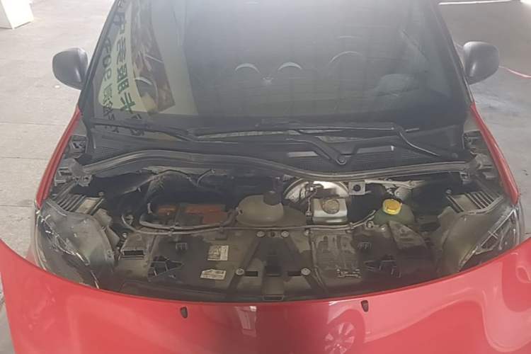 Used smart fortwo 2015 1.0L 52 kW hardtop Dynamic version Engine Bay