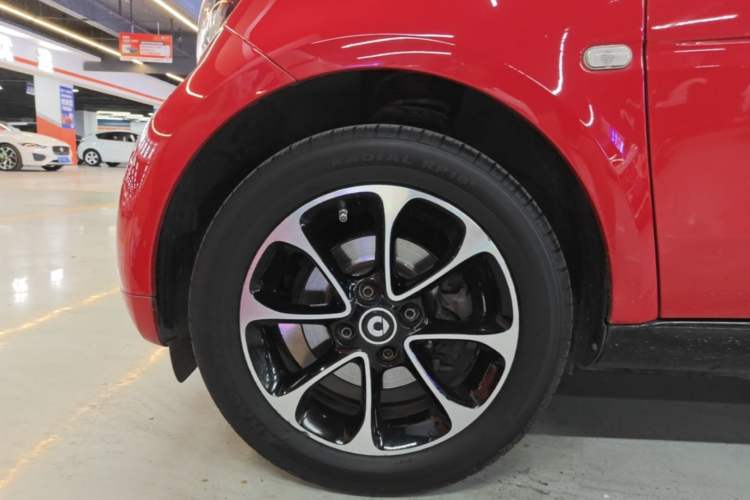 Used smart fortwo 2015 1.0L 52 kW Hardtop Passion Edition Exterior 1