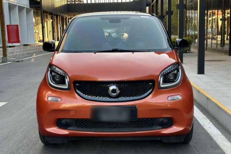 Used smart fortwo 2015 1.0L 52 kW Hardtop Passion Edition Exterior 1