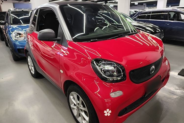 Used smart fortwo 2015 1.0L 52 kW hardtop Dynamic version Exterior 1