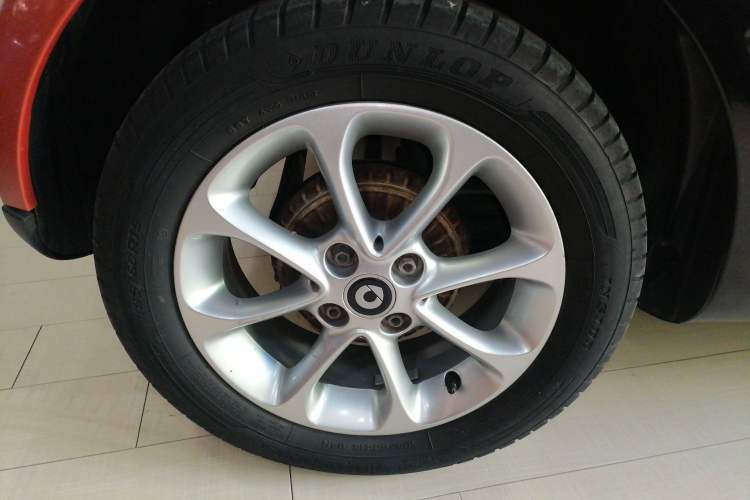 Used smart fortwo 2015 1.0L 52 kW hardtop Dynamic version Exterior 4