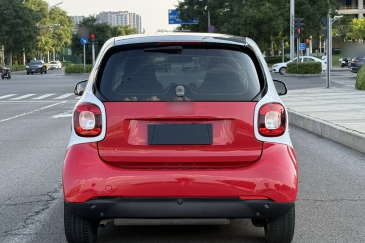 Used smart fortwo 2015 1.0L 52 kW Hardtop Passion Edition Exterior 5