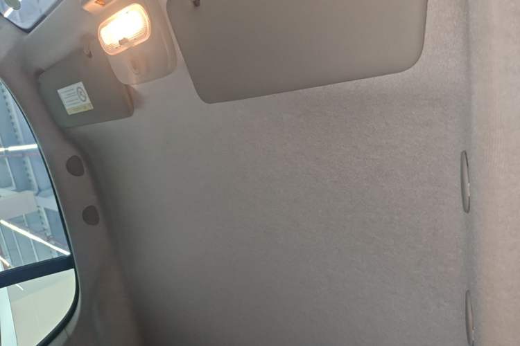 Used smart fortwo 2015 1.0L 52 kW hardtop Dynamic version Headliner