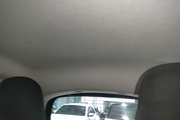 Used smart fortwo 2015 1.0L 52 kW hardtop Dynamic version Headliner