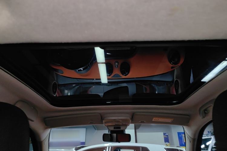 Used smart fortwo 2015 1.0L 52 kW Hardtop Passion Edition Headliner