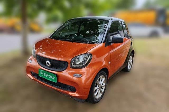 Used smart fortwo 2015 1.0L 52 kW hardtop Dynamic version