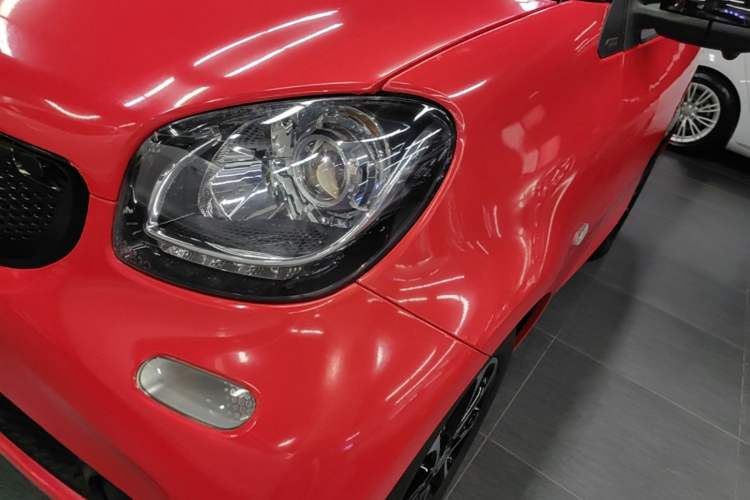 Used smart fortwo 2015 1.0L 52 kW Hardtop Passion Edition Left Front Headlight