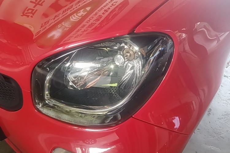Used smart fortwo 2015 1.0L 52 kW hardtop Dynamic version Left Front Headlight