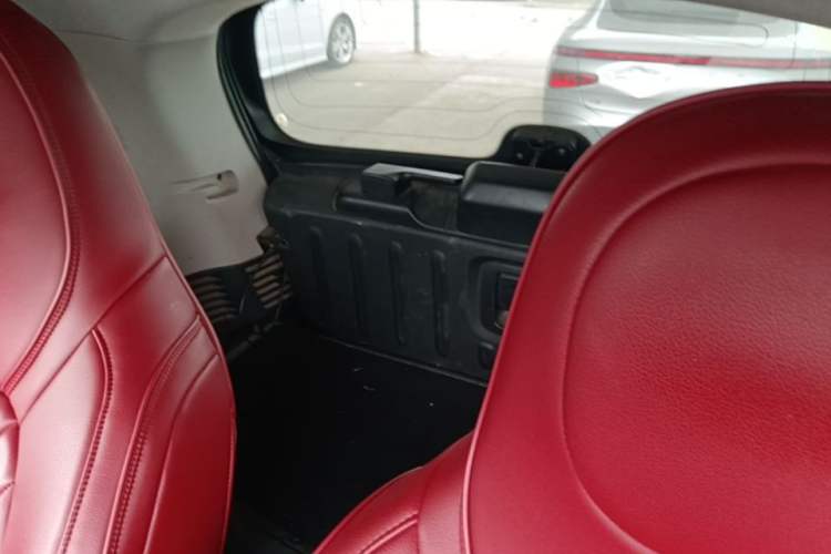 Used smart fortwo 2015 1.0L 52 kW Hardtop Passion Edition Left Rear Seat