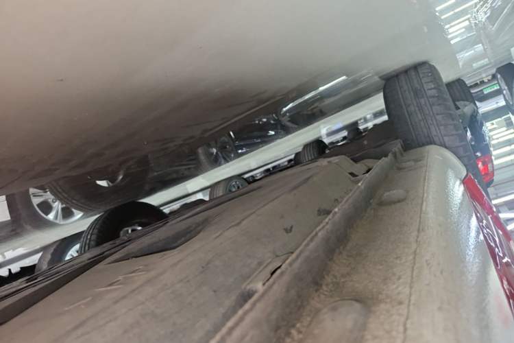 Used smart fortwo 2015 1.0L 52 kW hardtop Dynamic version Left Side Sill