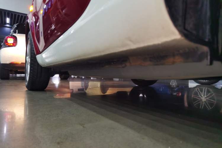 Used smart fortwo 2015 1.0L 52 kW hardtop Dynamic version Left Side Sill