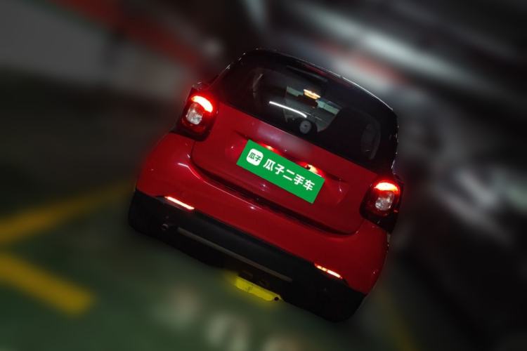 Used smart fortwo 2015 1.0L 52 kW hardtop Dynamic version Rear