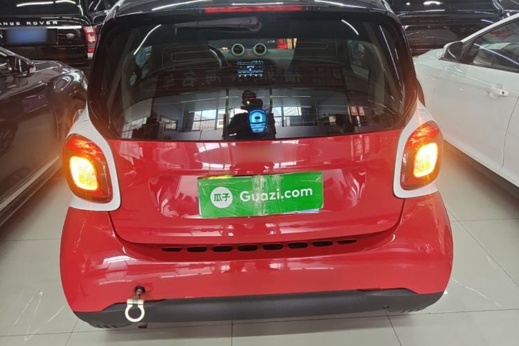 Used smart fortwo 2015 1.0L 52 kW hardtop Dynamic version Rear