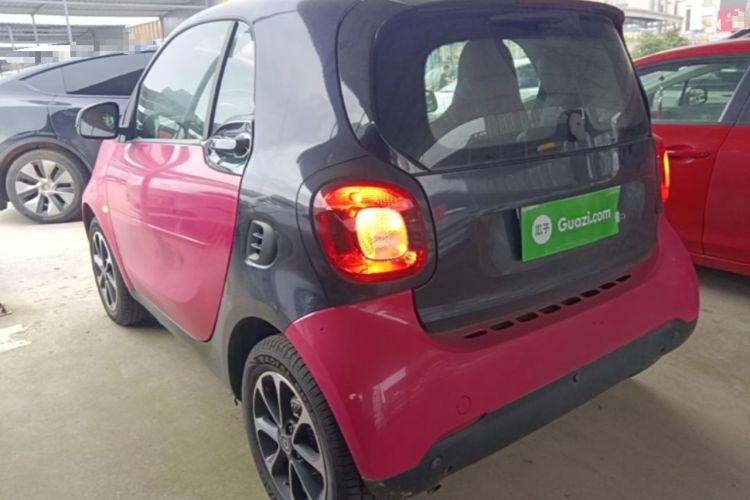 Used smart fortwo 2015 1.0L 52 kW Hardtop Passion Edition Rear Left 45 Deg