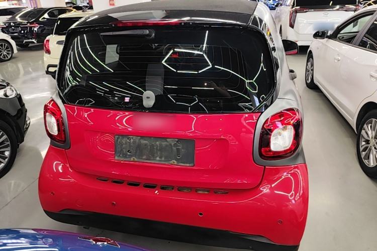Used smart fortwo 2015 1.0L 52 kW hardtop Dynamic version Rear
