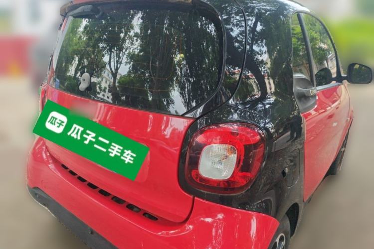 Used smart fortwo 2015 1.0L 52 kW Hardtop Passion Edition Rear Right 45 Deg