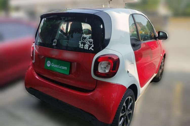 Used smart fortwo 2015 1.0L 52 kW Hardtop Passion Edition Rear Right 45 Deg