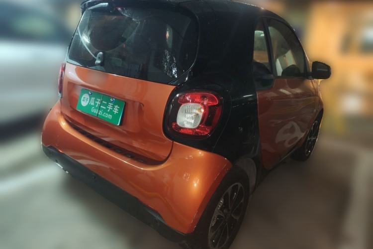 Used smart fortwo 2015 1.0L 52 kW Hardtop Passion Edition Rear Right 45 Deg