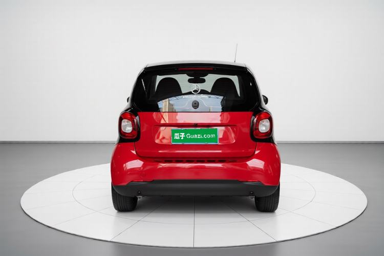 Used smart fortwo 2015 1.0L 52 kW hardtop Dynamic version Rear