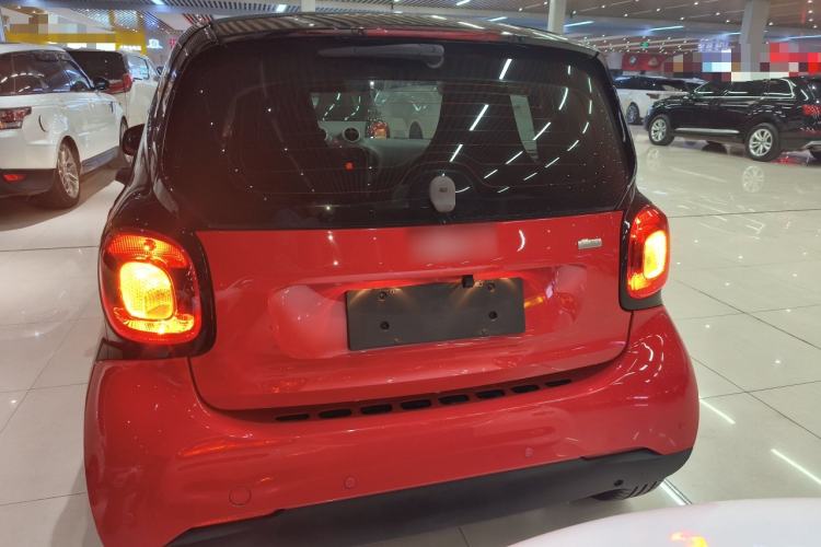 Used smart fortwo 2015 1.0L 52 kW hardtop Dynamic version Rear