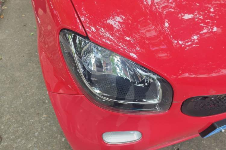 Used smart fortwo 2015 1.0L 52 kW Hardtop Passion Edition Right Front Headlight