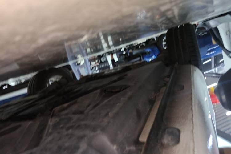 Used smart fortwo 2015 1.0L 52 kW hardtop Dynamic version Right Side Sill
